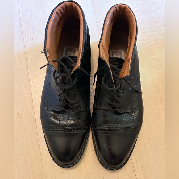 Men leather shoes good condition - Picture 3 of 3